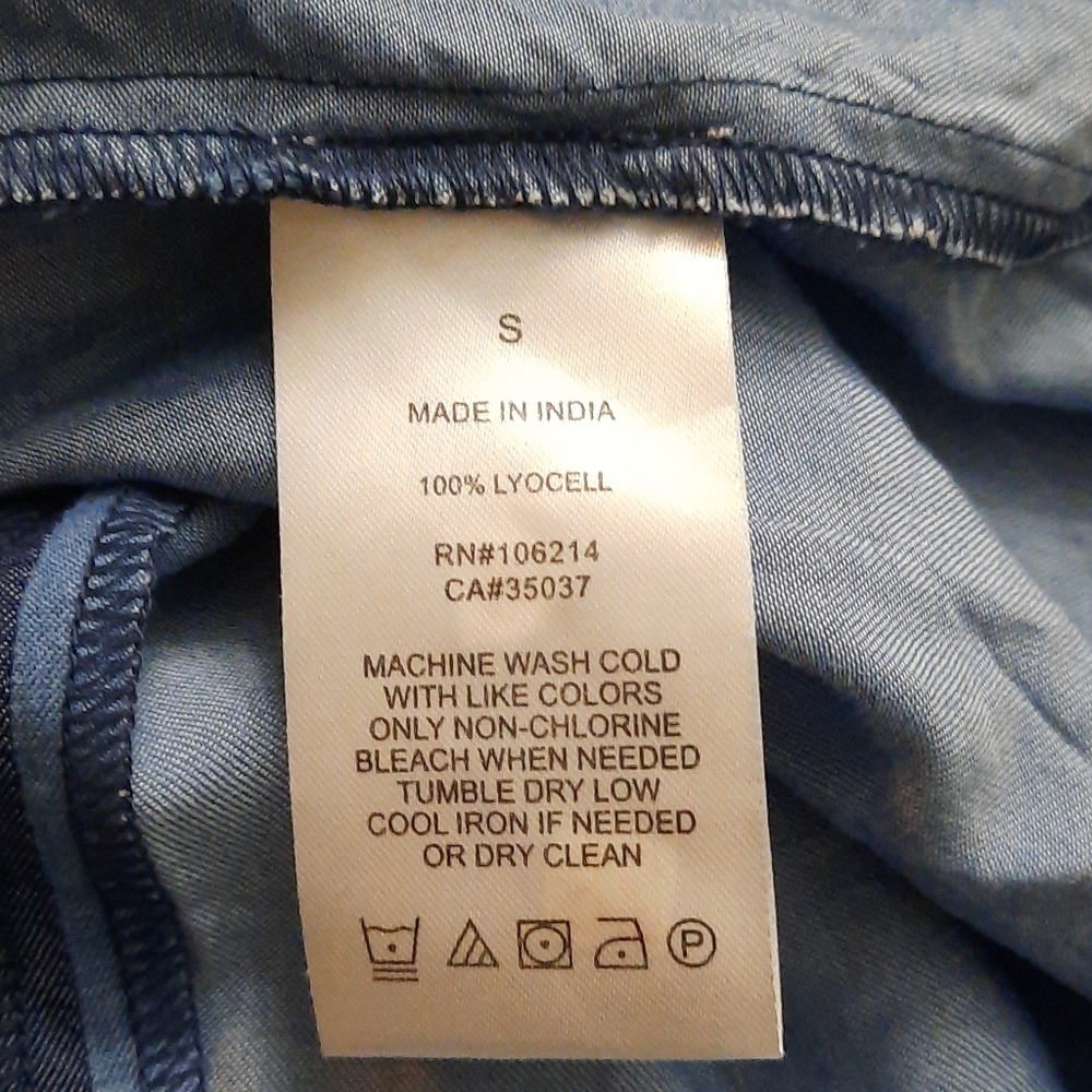 Joe's Jeans Rita Chambray Sleeveless Blouse - Picture 6 of 6